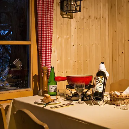 酒店 Morteratsch 蓬特雷西纳