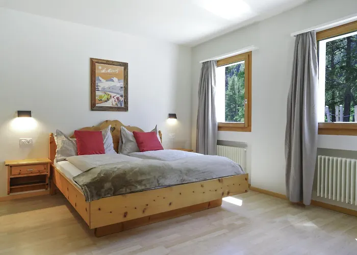 Gletscher-hotel Morteratsch 3*