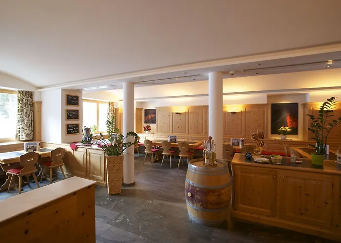 Hotel Gletscher-hotel Morteratsch 3*