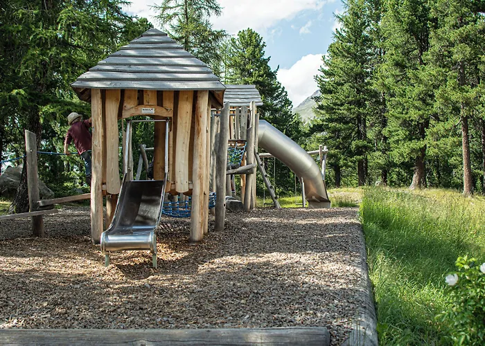 Hotel Morteratsch 3*